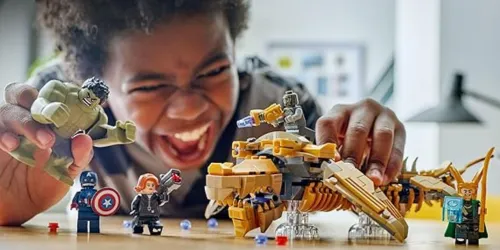 LEGO® Marvel - Vingadores vs Leviatã - 7 anos